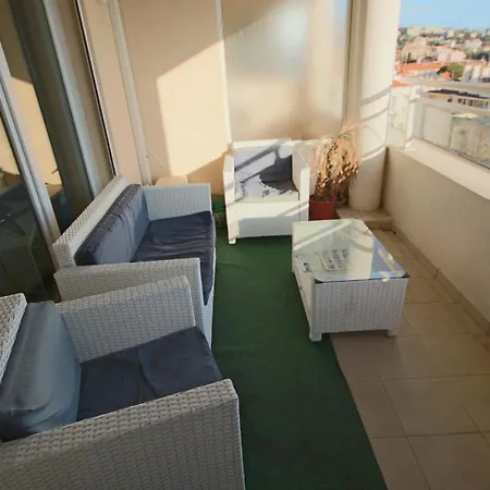 With Sea View & Terace Δωμάτια σε οικογενειακή κατοικία